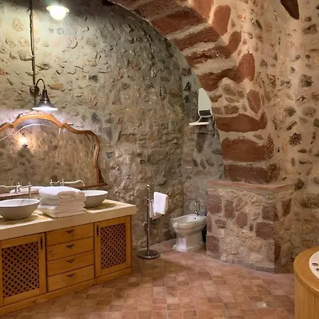 Holiday home Casa Rural Con Jacuzzi En Casco Antiguo, Tarragona Mont-roig del Camp